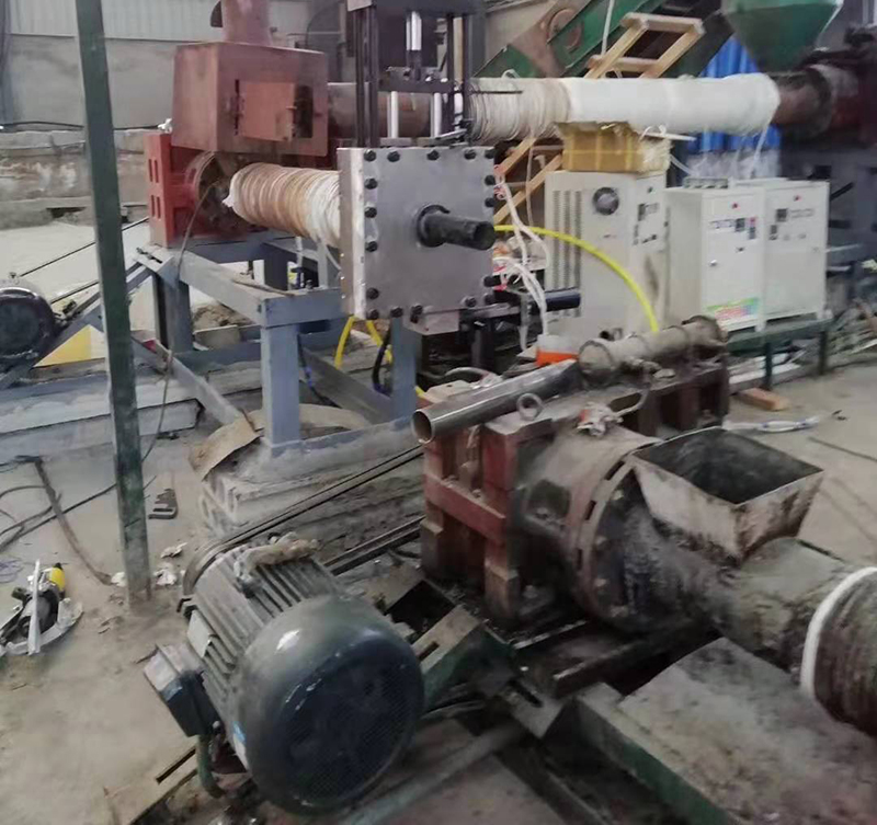 液壓全自動排渣無網模頭 液壓全自動排渣無網模頭