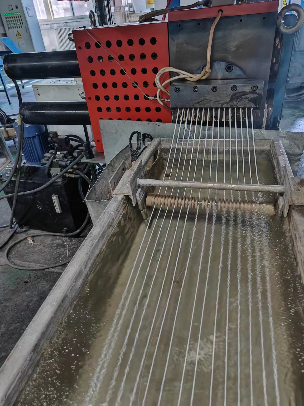 雙柱大面積過濾換網器